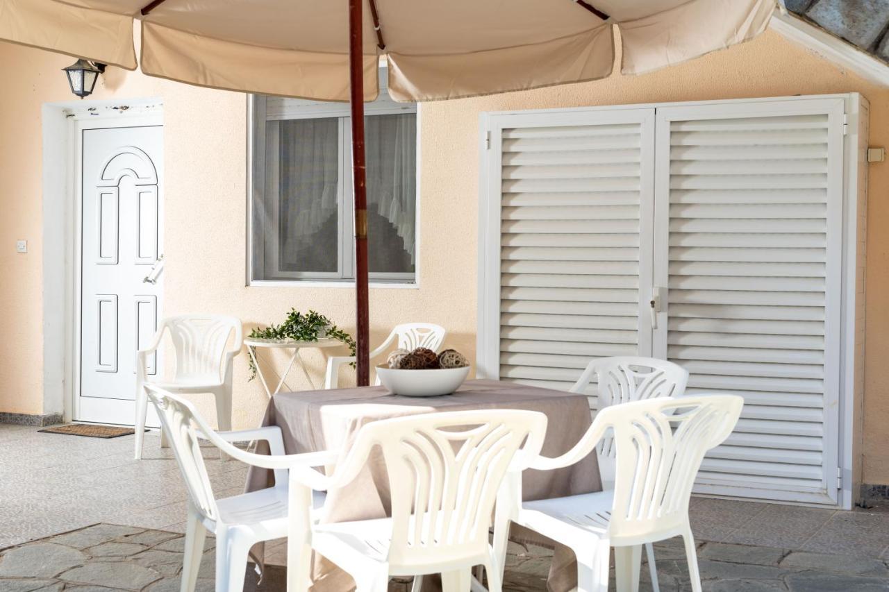 F & B Summer Collection - Paliúri Kültér fotó